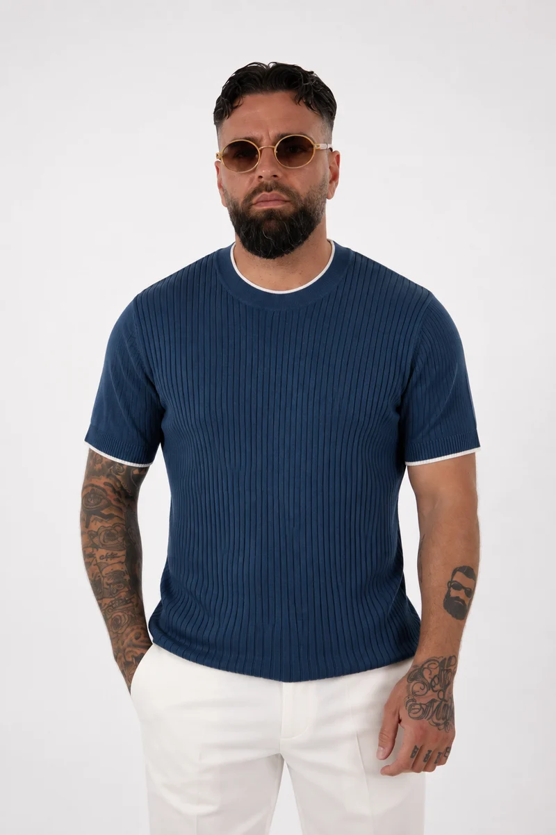 Frankies Essential Tee Navy