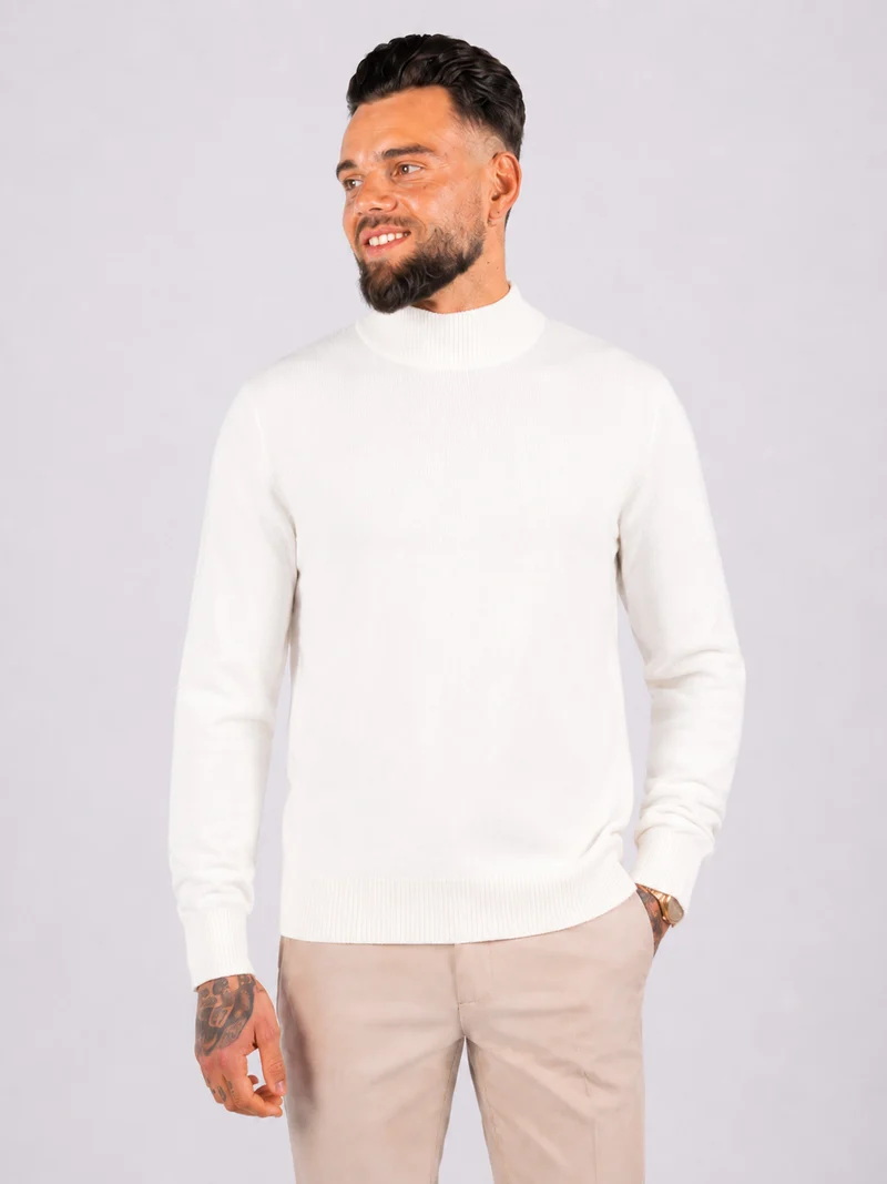 Turtleneck knitwear long sleeve white