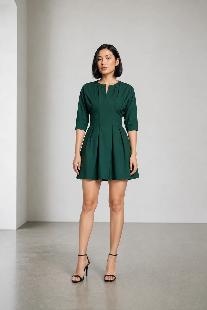 Elari|Cotton Split Crew Neck Pleated Mini Dress
