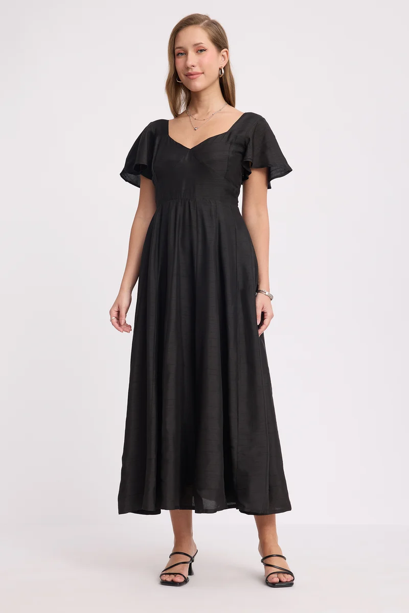Nobi|100% Viscose Sweetheart Neck Maxi Dress