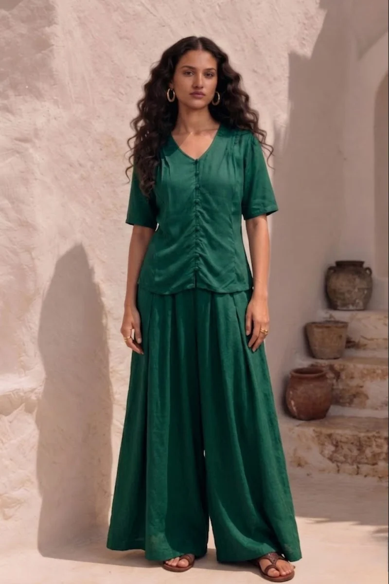Arinae|100% Viscose Relaxed V-Neck Top Co-Ord Set With Flared Wide-Leg Pants