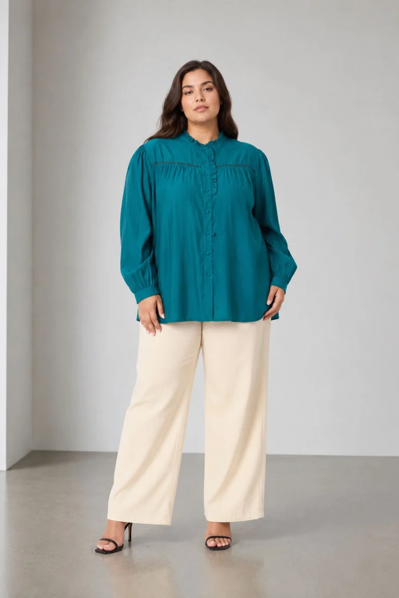 Eilra|100% Viscose Button Down Top