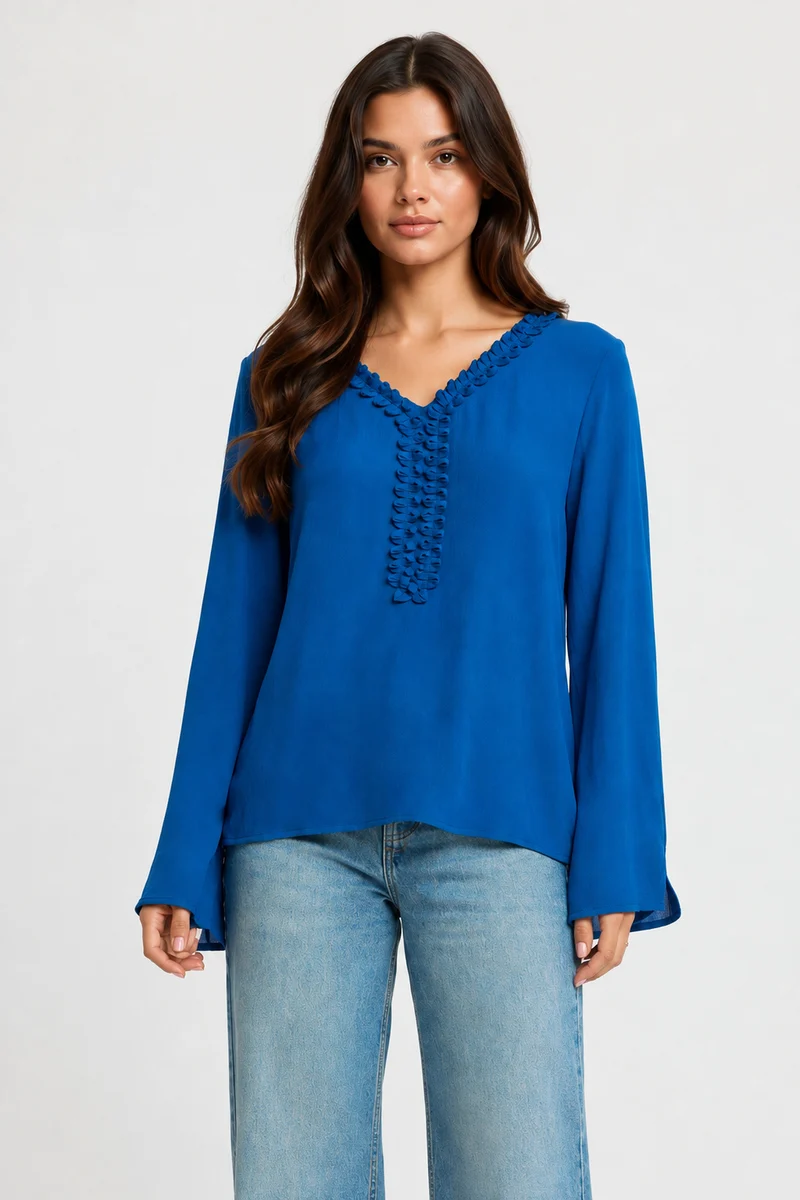 Tilopa|100% Viscose Relaxed Ruffle Neck Top
