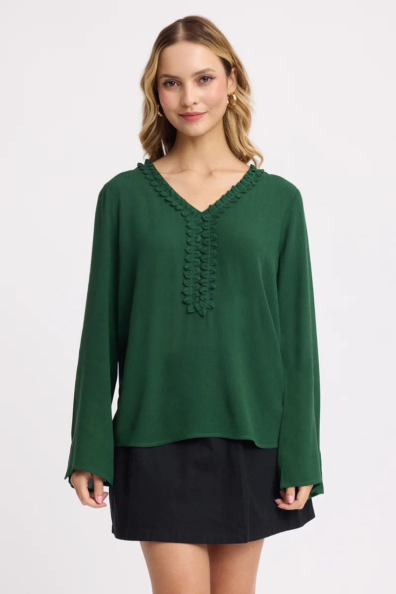 Tingzin|100% Viscose Relaxed Ruffle Neck Top