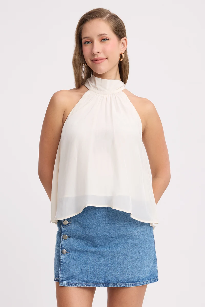 Jisoo|100% Viscose Halter Neck Tie-Up Flowy Top
