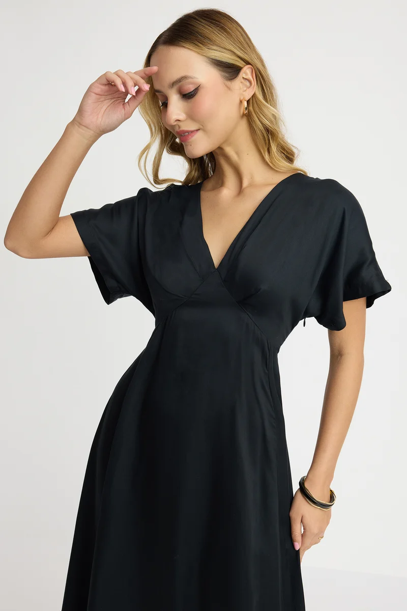 Topden|100% Viscose V-Neck Maxi Dress