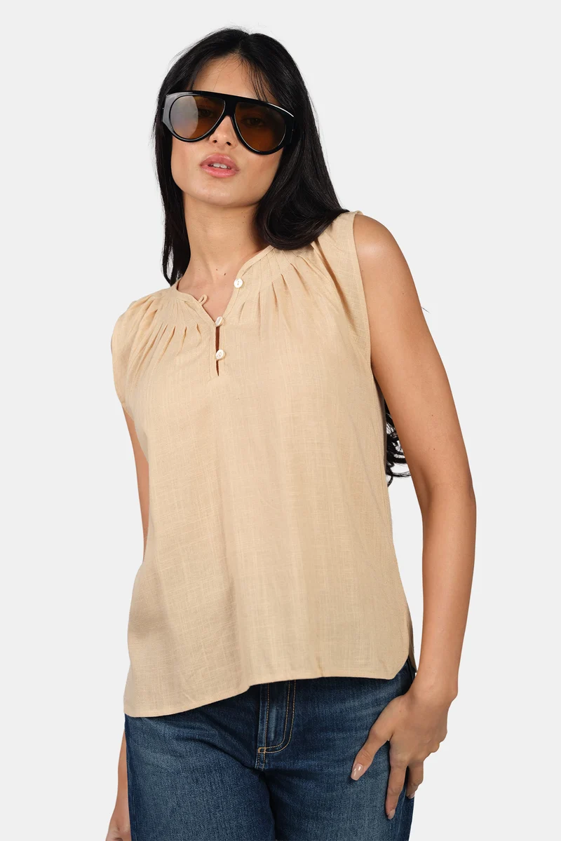 Titley|Viscose Pleated Neck Top With Side Slit