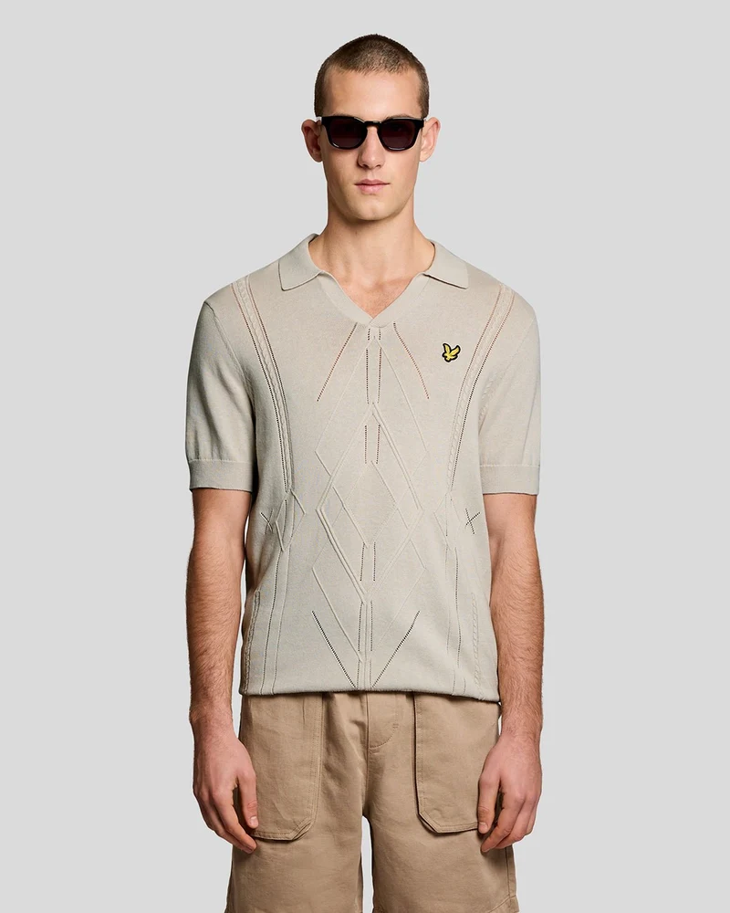 Lyle & Scott Herr stickad pikétröja med öppen krage och argylemönster | Cove