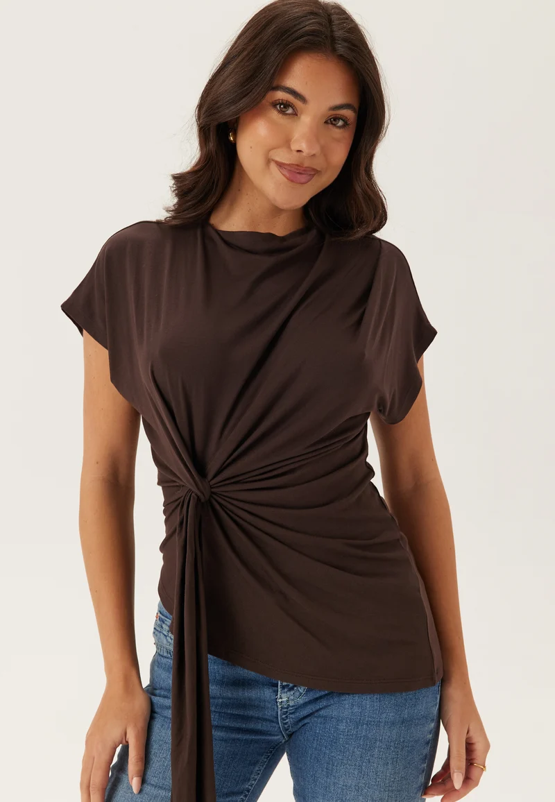 Drapy Knot Top