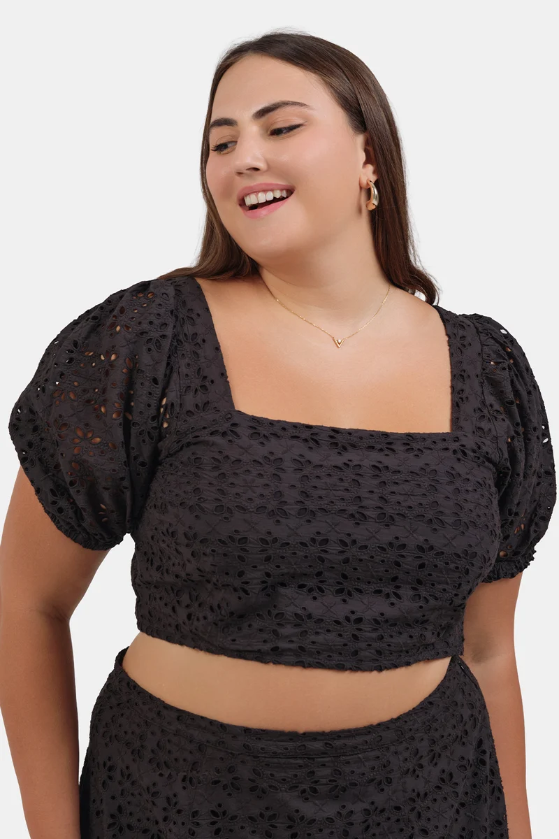 Melis Top|100% Cotton Schiffli Cropped Top