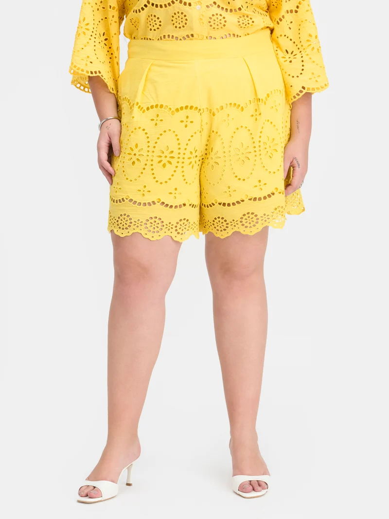 Azar Shorts|100% Cotton Schiffli Shorts With Scalloped Hem