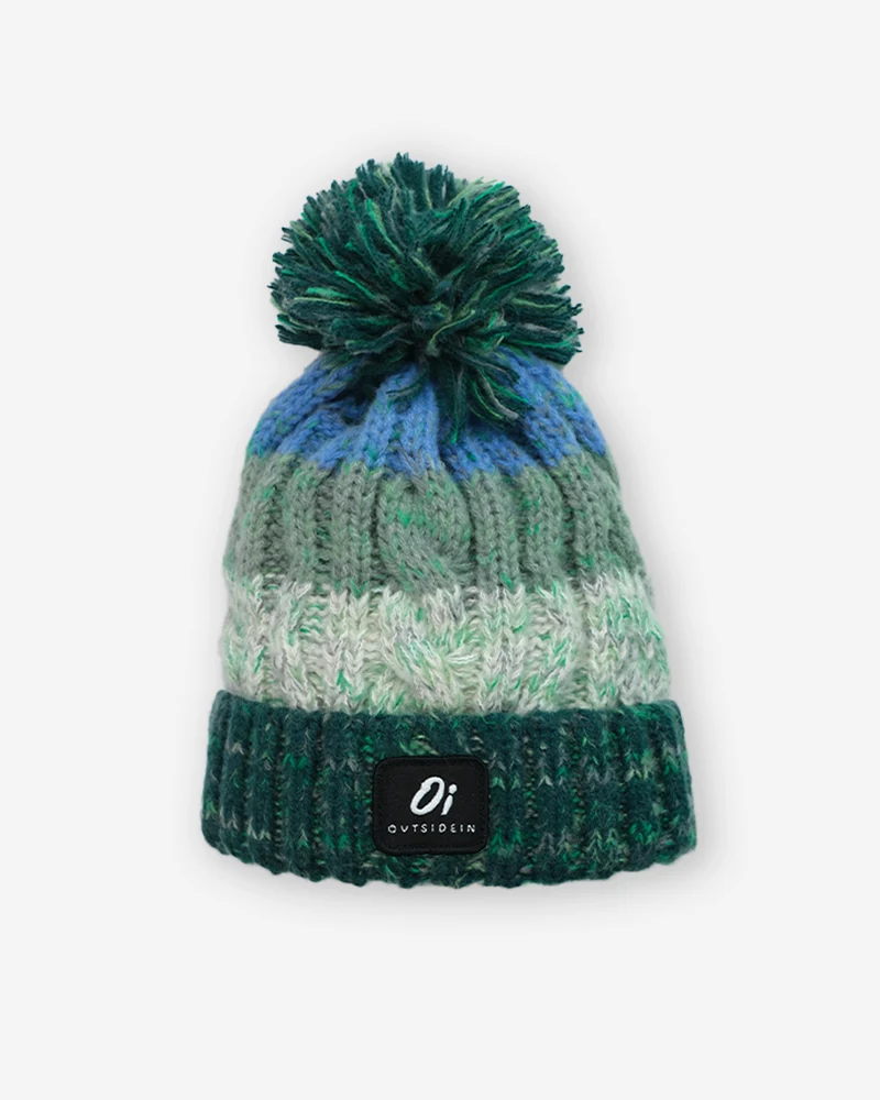 Outside In Pompom-hatt | Frostbiom
