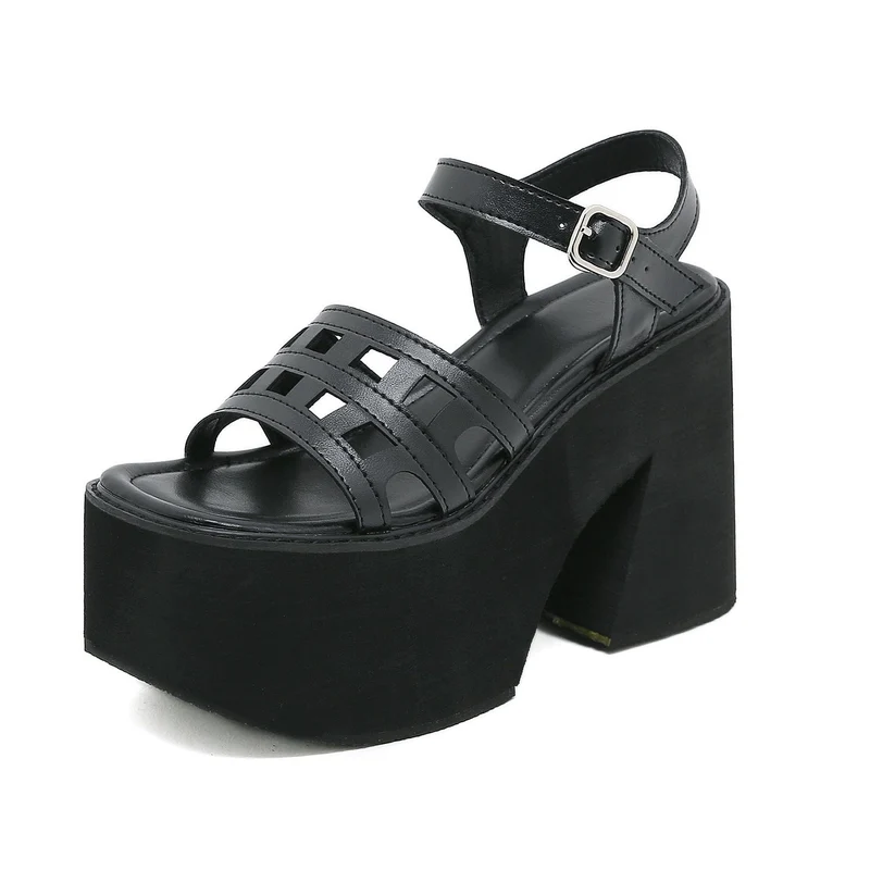 Punk Cutout Spänne Platform Sandaler för kvinnor