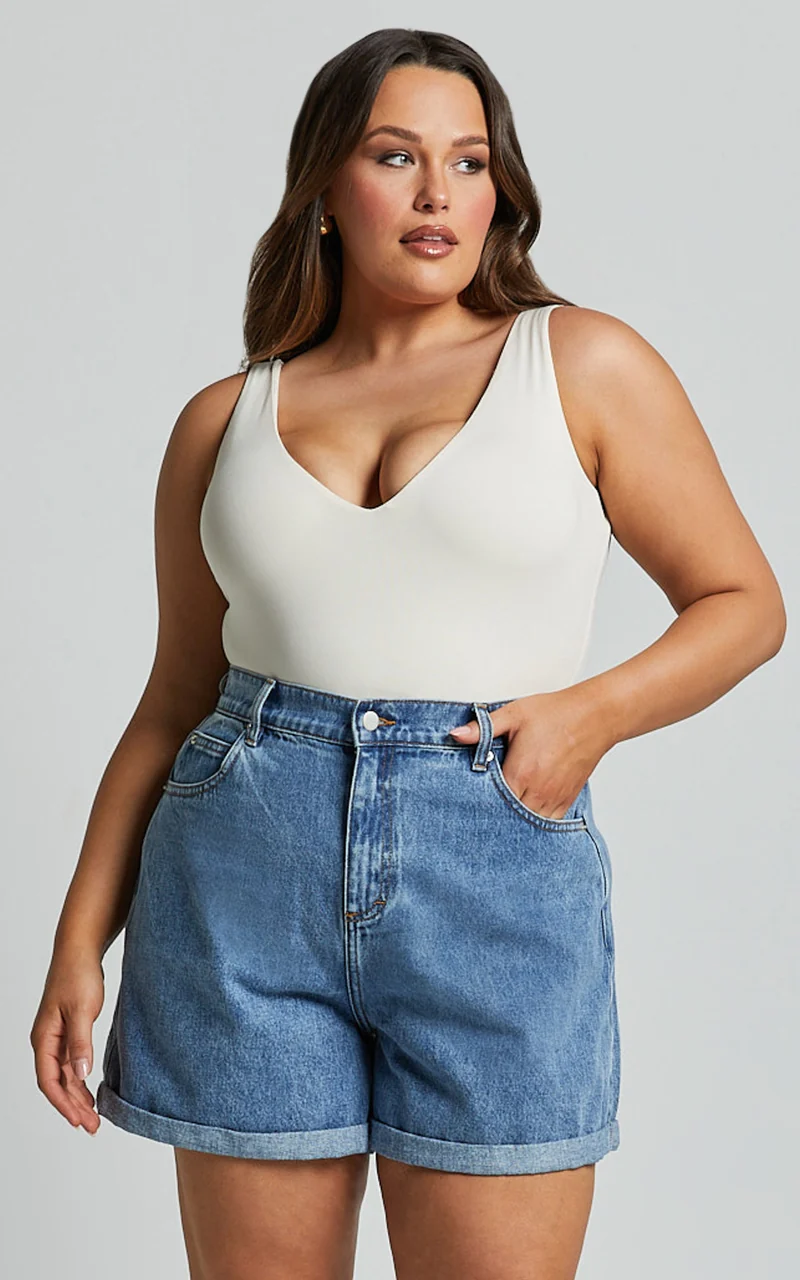 Cristiana Shorts - High Waisted Cuffed Denim in Blue
