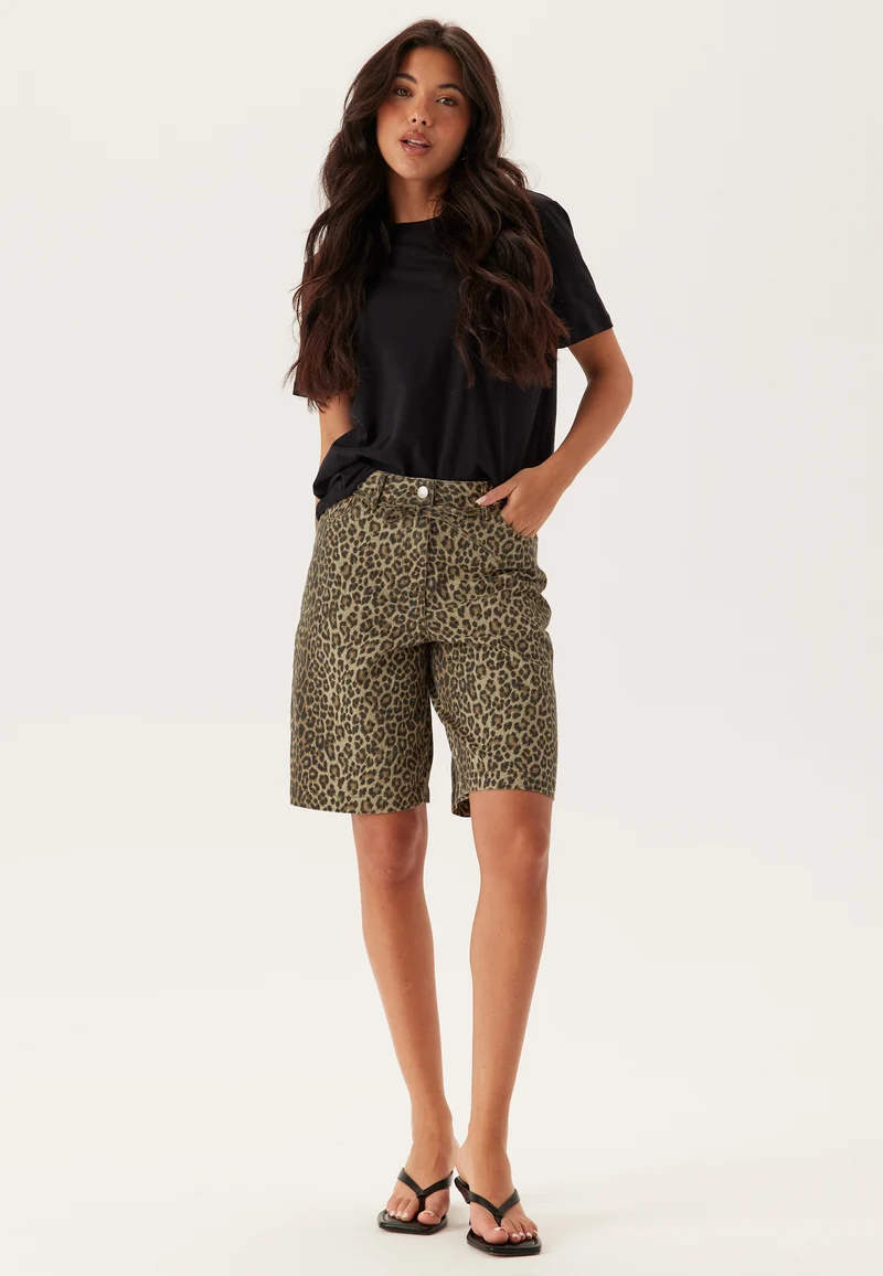 Onlnaomi String Aop Bermuda Sh