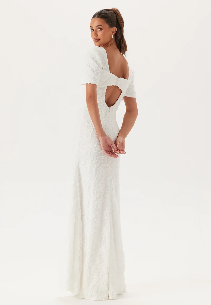 Short Sleeve 3D Floral Wedding Gown