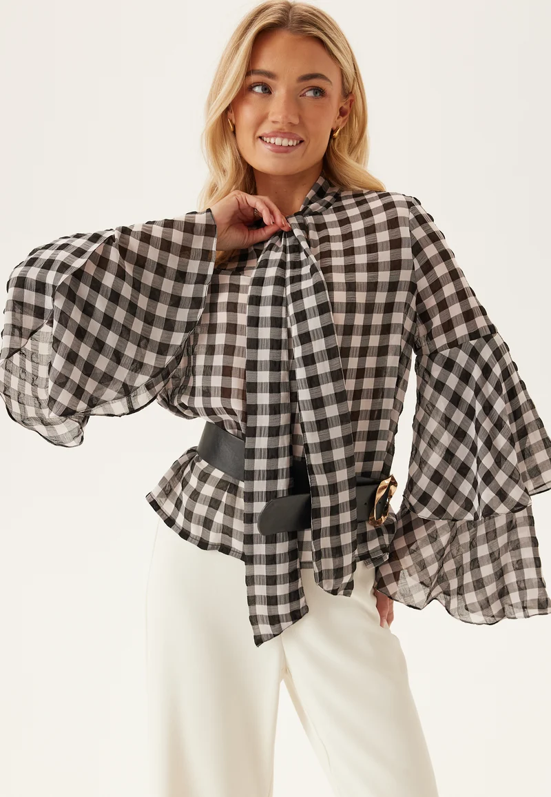 Vmsia Ls Flounce Top