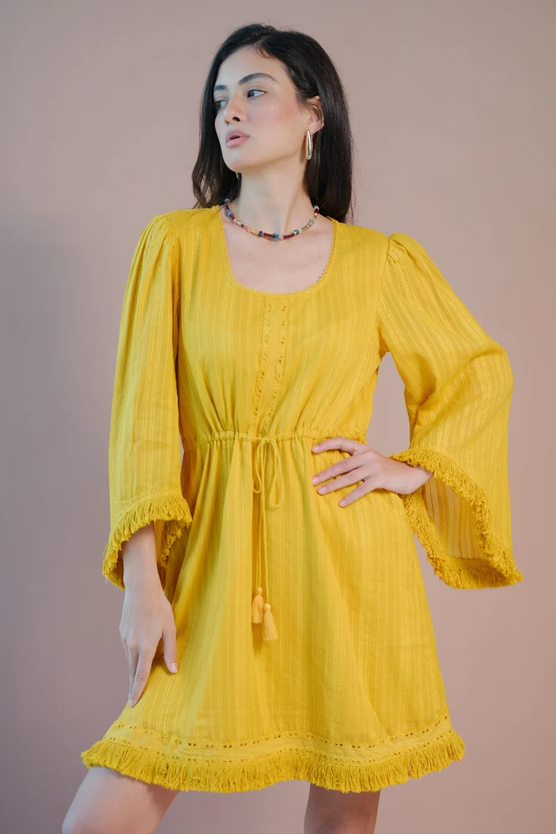 Oshin|100% Cotton Tie-Up Waist Bell Sleeve Dress