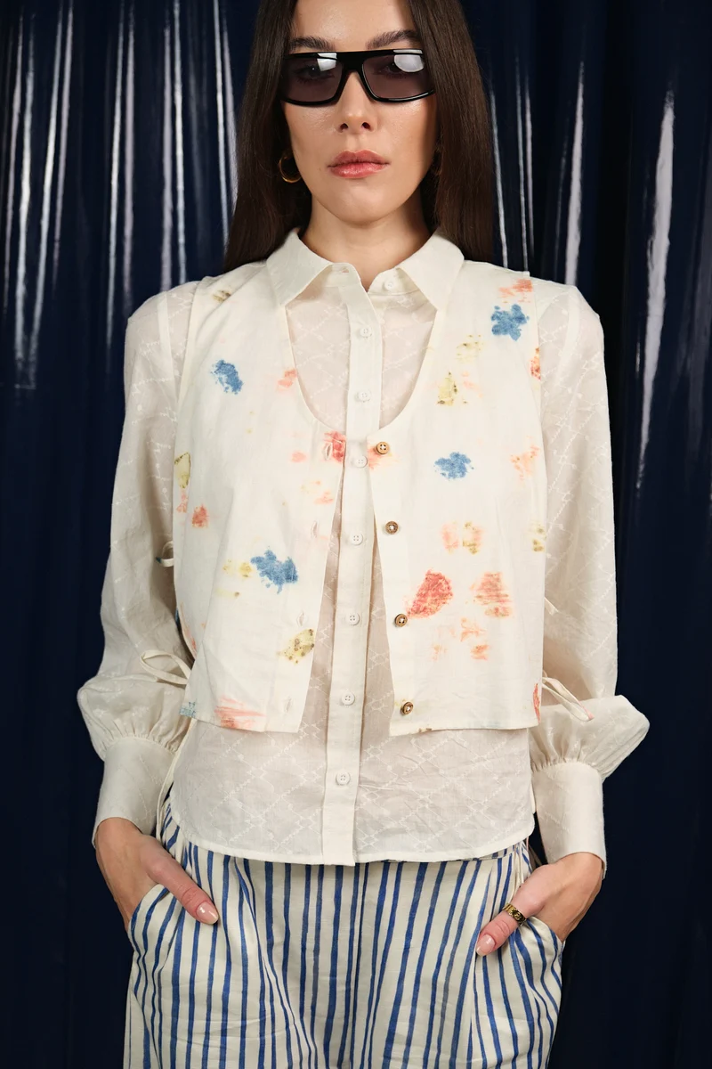 Kusum Top|Linen Tie-Up Waistcoat