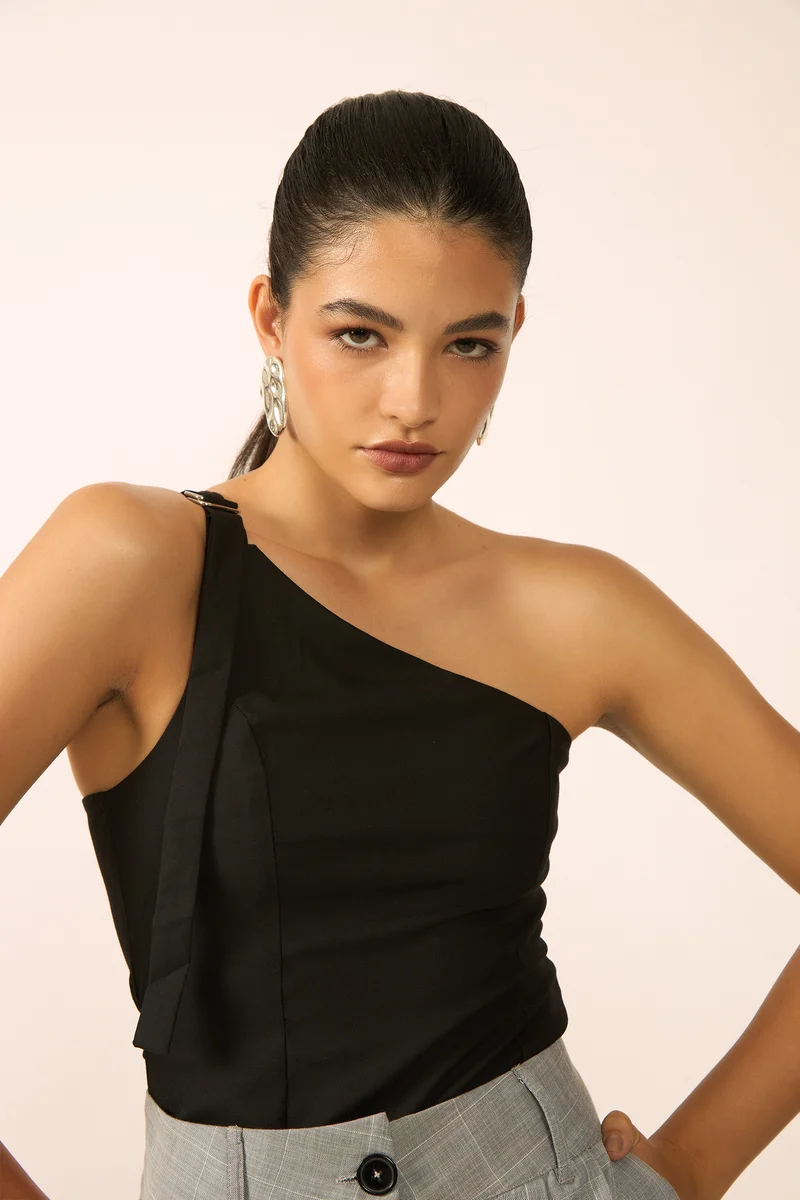 Brianna|Viscose One-Shoulder Belted Fitted Top