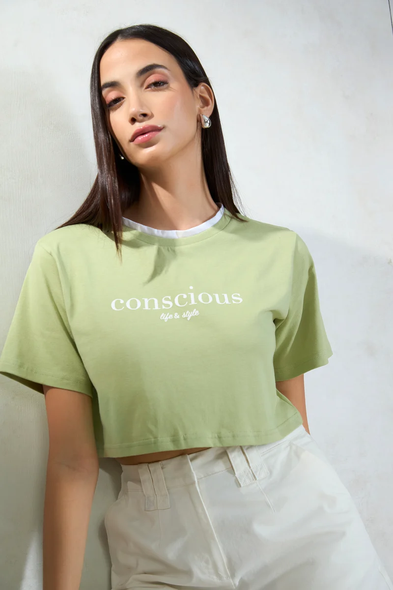 Rogue|100% Cotton Contrast Neck Crop Graphic Tee