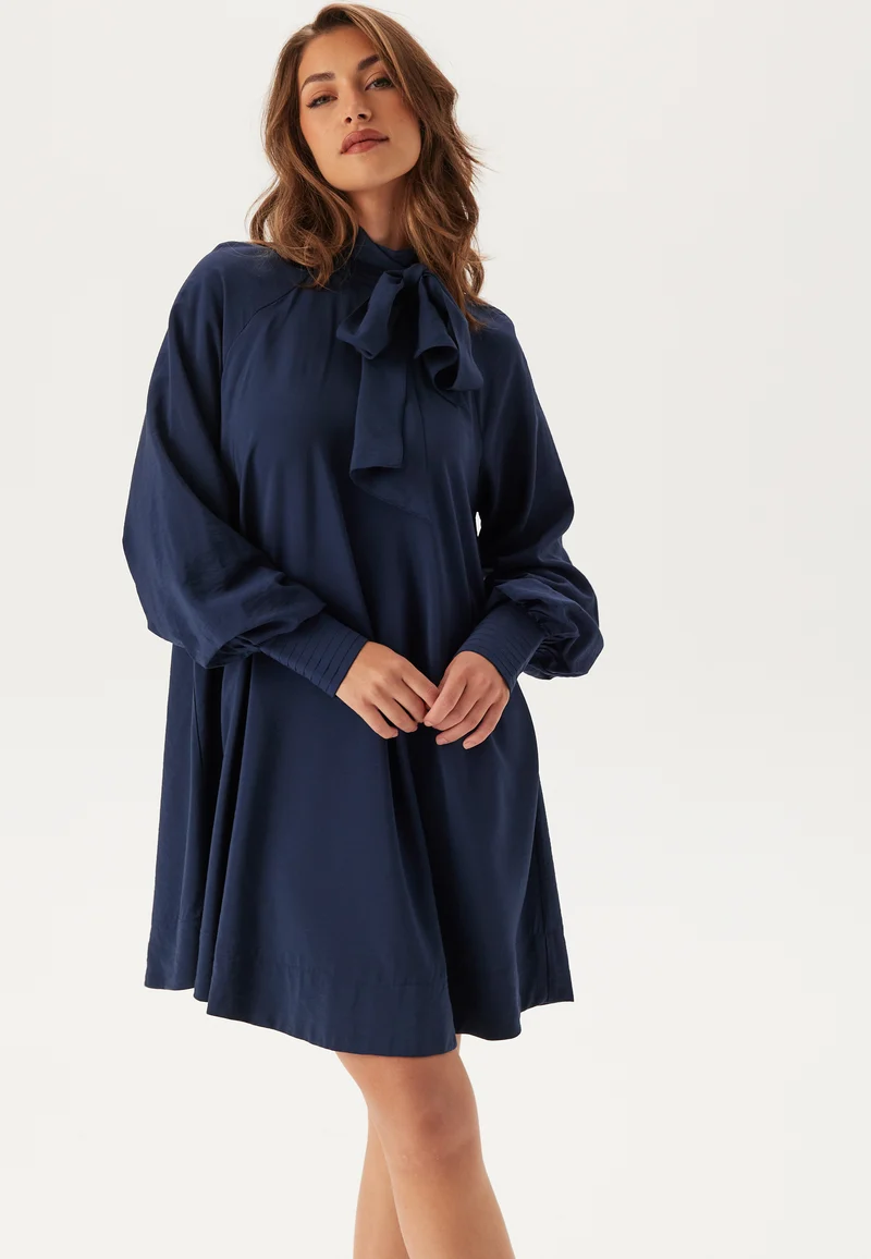 Yasnira Ls Dress