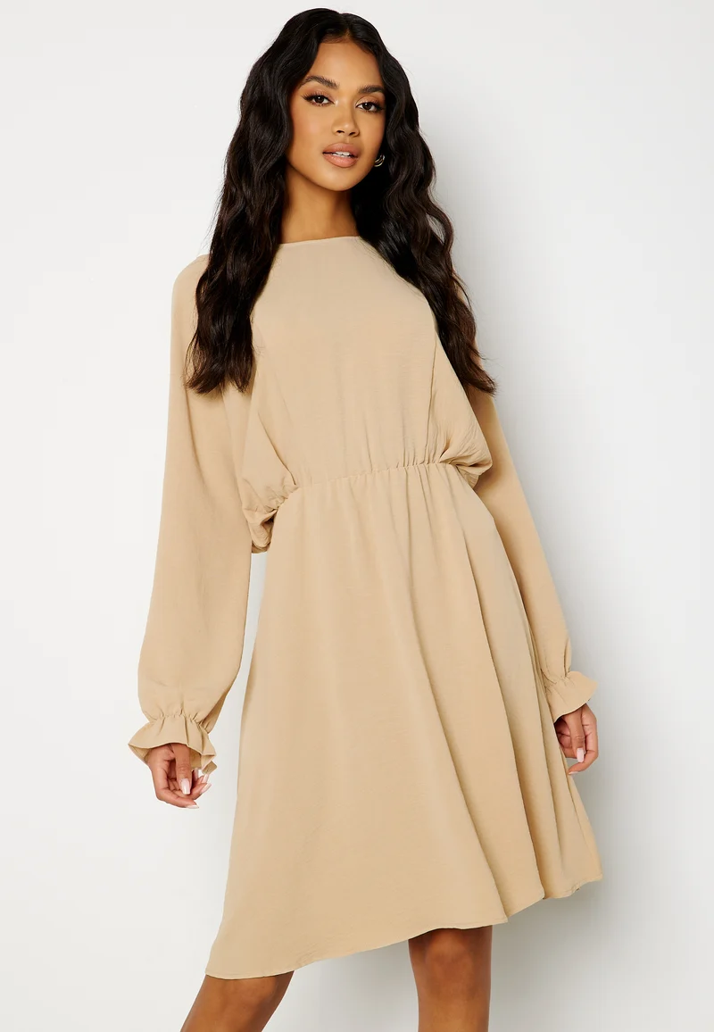 Mette Bat Sleeves Dress