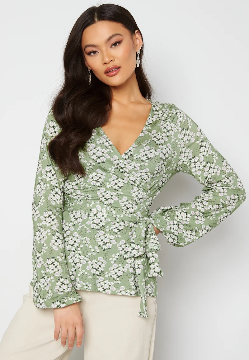 Amanda puff sleeve wrap top
