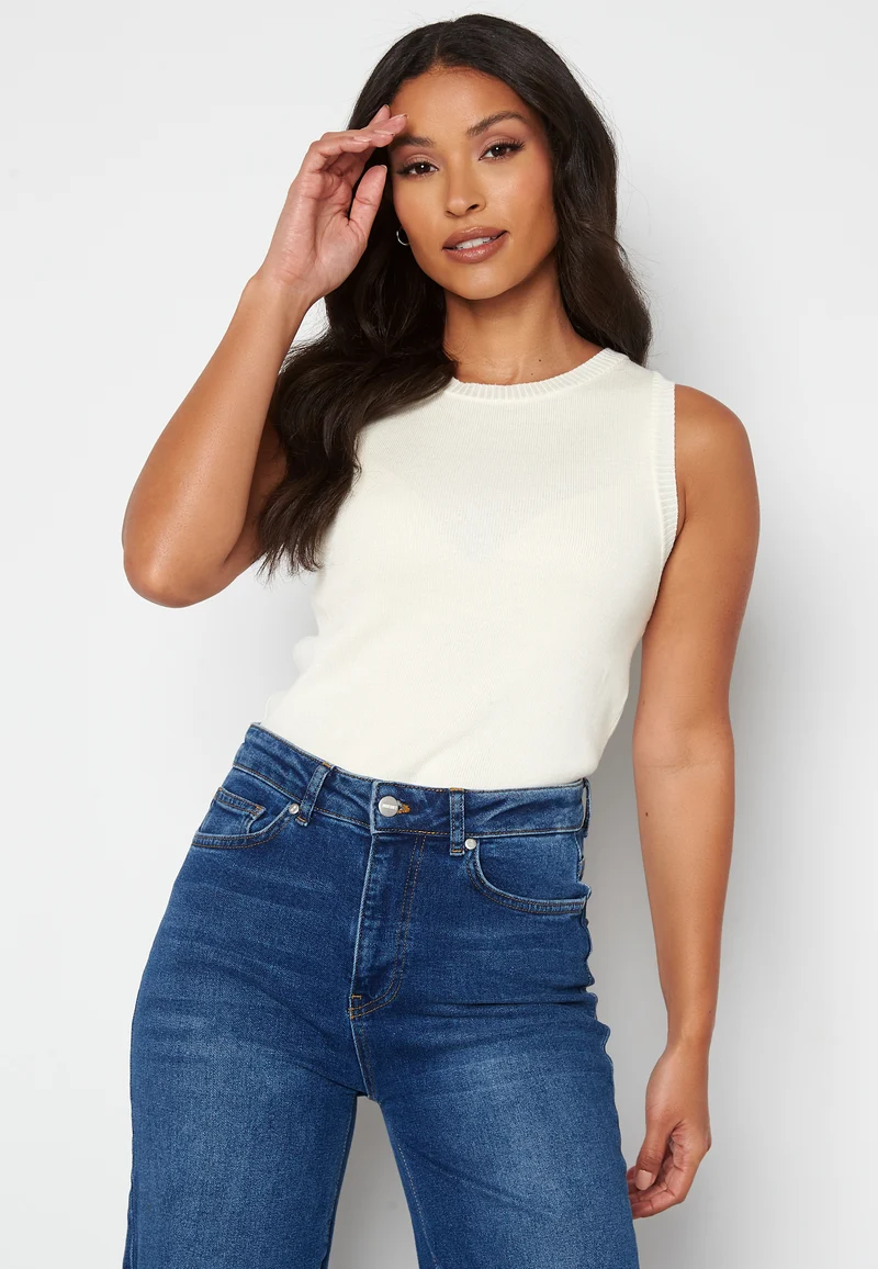 Noelia knitted vest