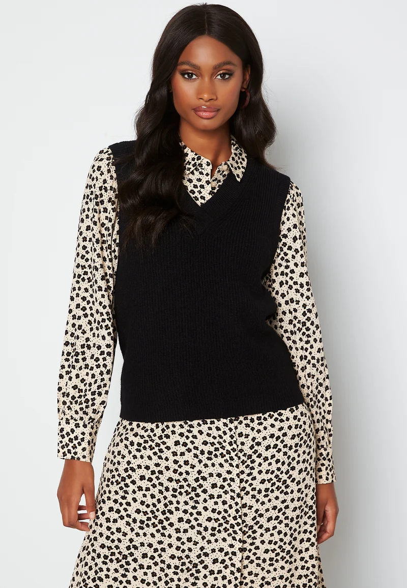 Malena S/L knit waistcoat