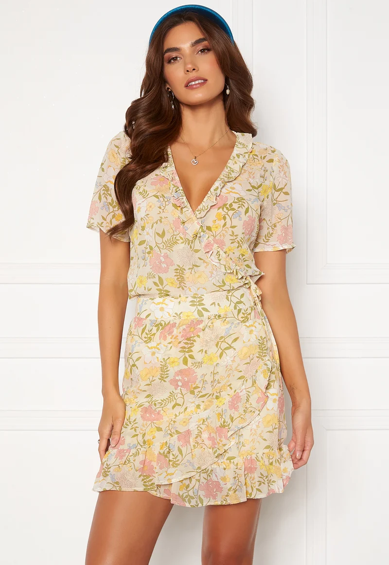 Selene S/S Wrap Top