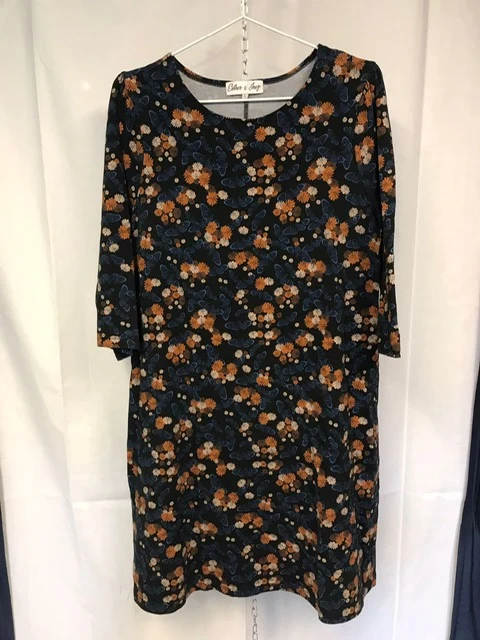 Secondhand: Bardot - Butterflybloom black - L