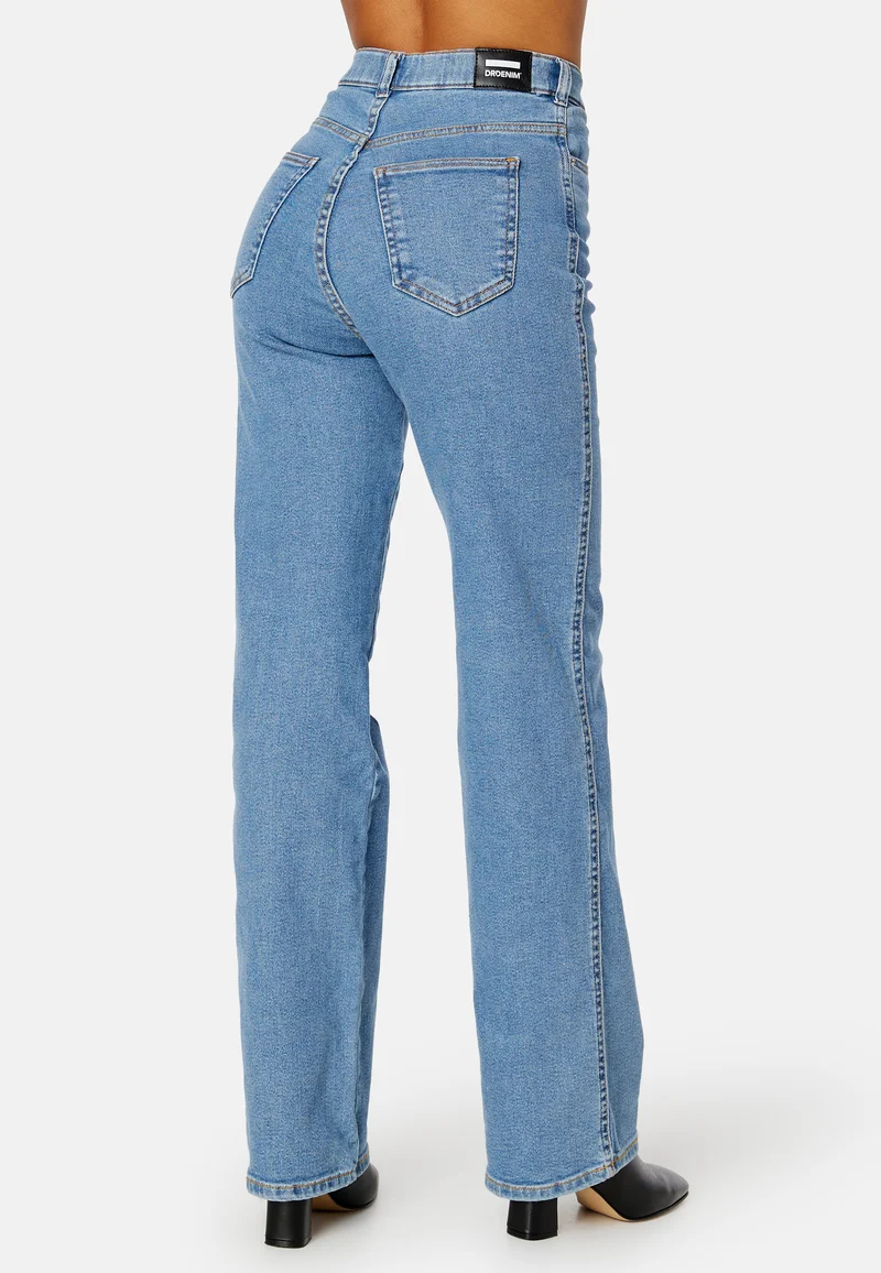Moxy Straight