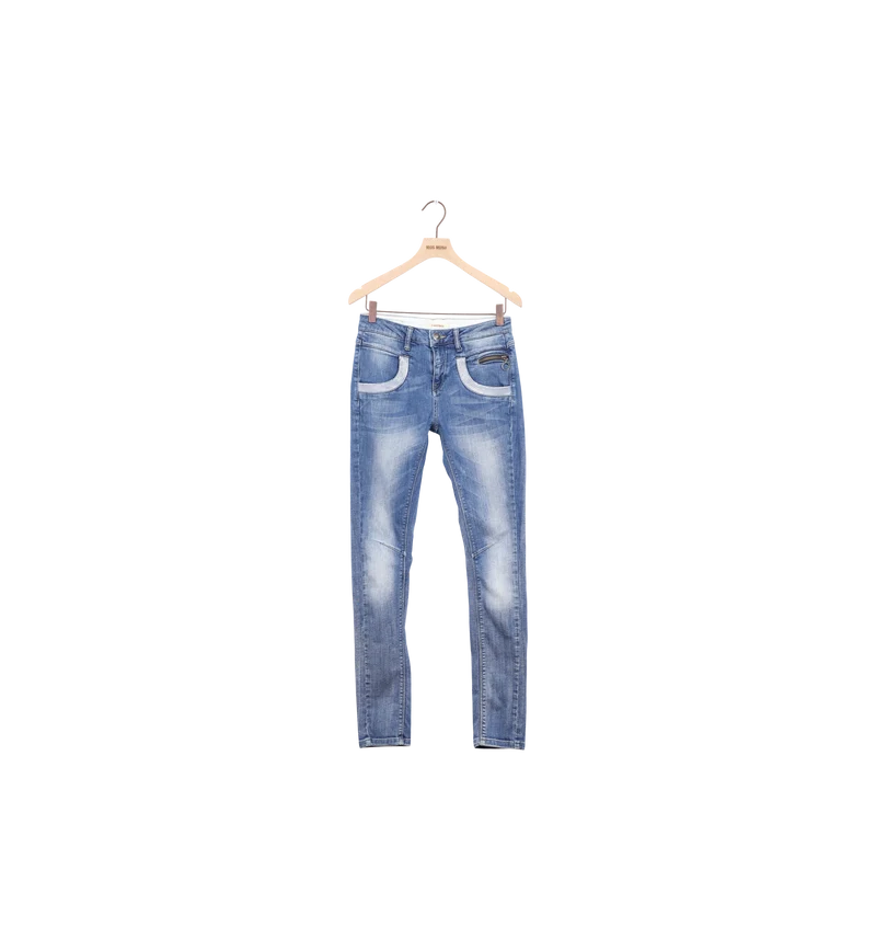 ReLoved - MMNaomi Glam Jeans / 26