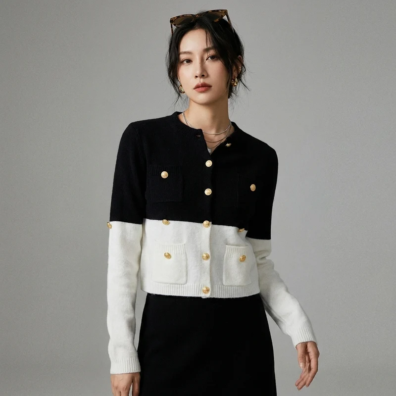 Pull Col Rond Boutonné