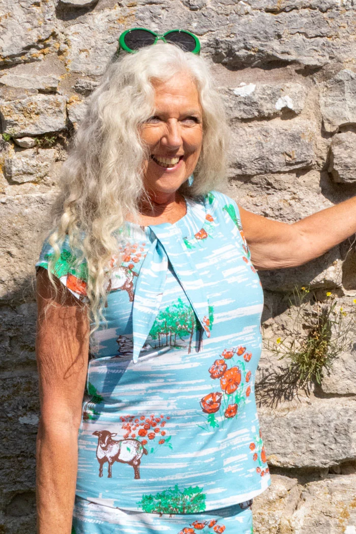 Tröja Sanna - Kalkstenshawaii light blue