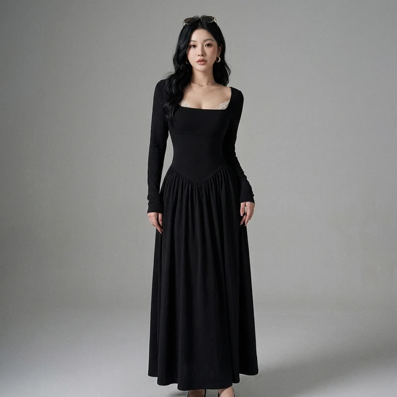 Robe Longue Col Carré Dentelle