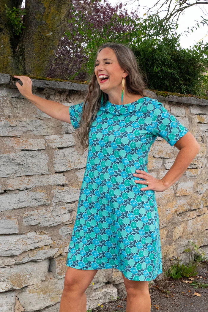 Klänning Sara - BeeFlower blue