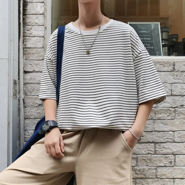 T Shirt coréen à rayure
