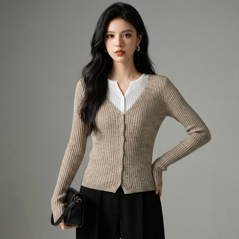 Pull Tricoté Doux Col V