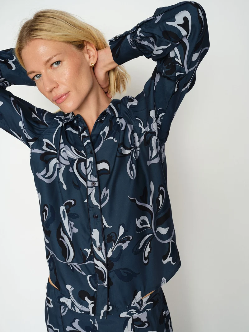 MMAbina Serve Shirt