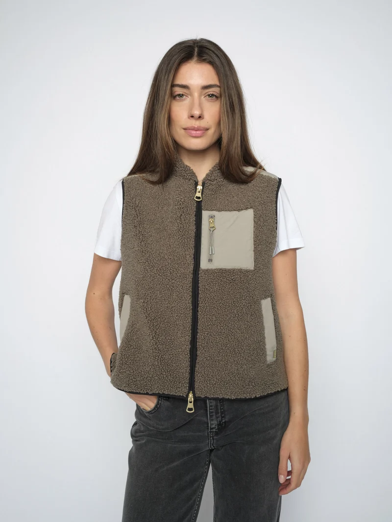 MMRowe Eli Teddy Vest