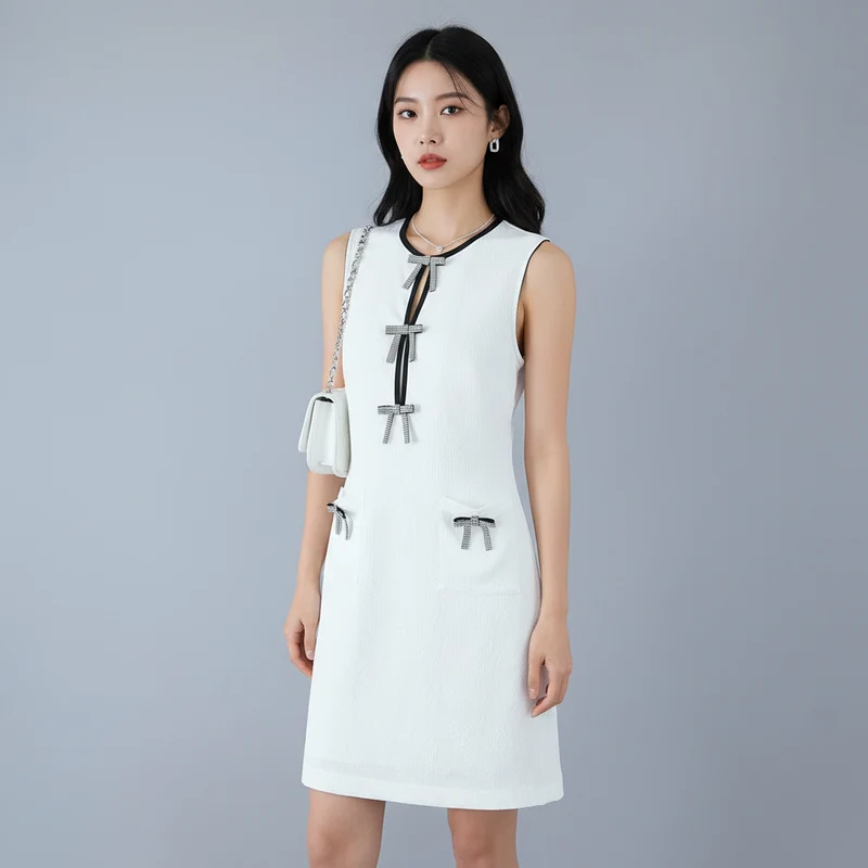 Robe Courte Nœud Contrastant