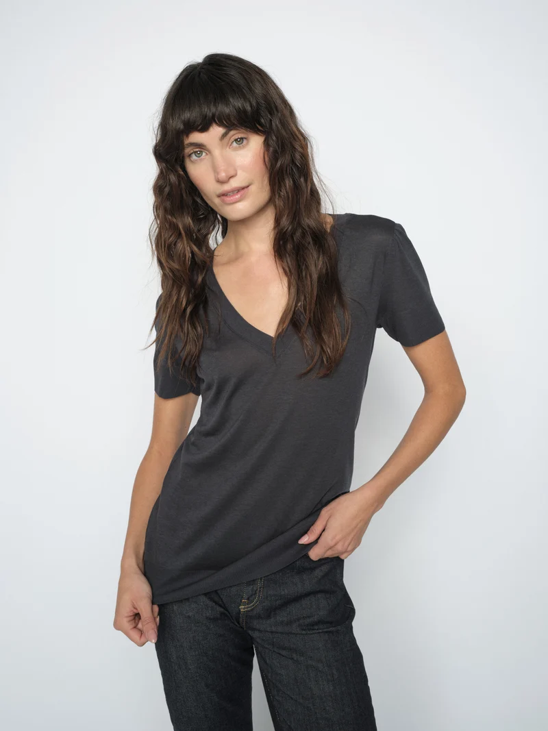 MMSink V-Neck Tee
