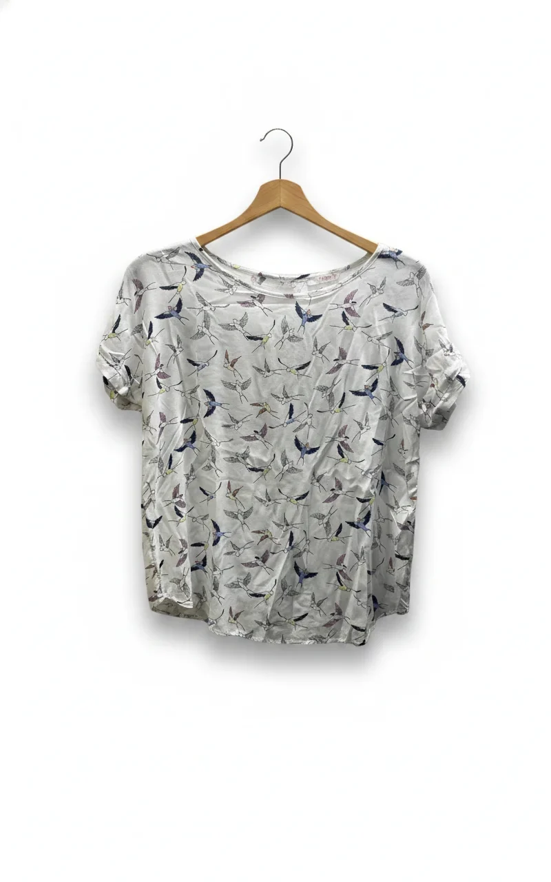 Esprit blus med fågelmönster och kort ärm