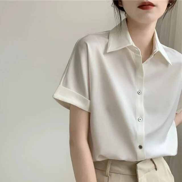Chemise courte élégante