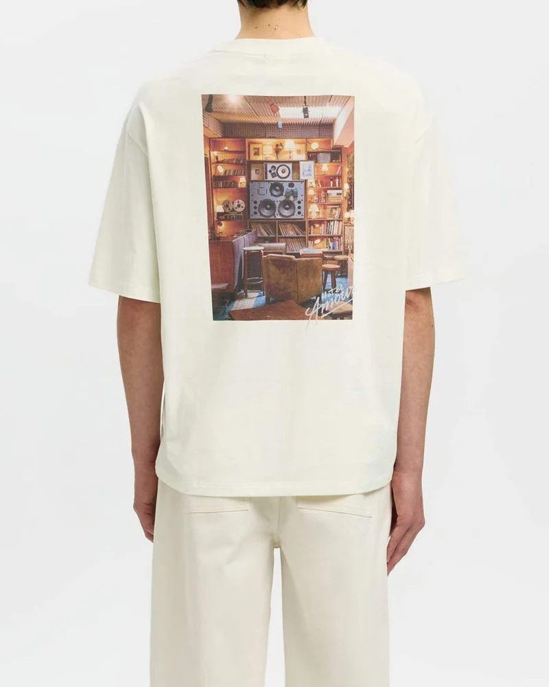 Relax Aspen Hotel Amour T-Shirt