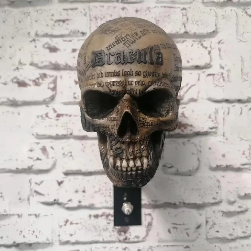 GlideHold® SkullRack: Stilren Hjälm- Och Jackhållare Med Dödskalledesign