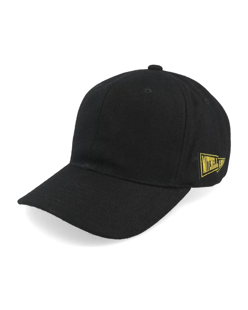 Pennant Strapback Keps