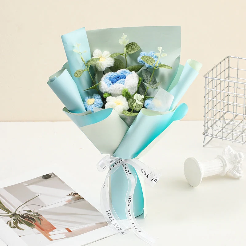 CrochetFlowers 1+1 GRATIS - Delikat Konstgjord Virkad Blomsterbukett
